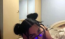 Teen espagnole à gros cul aime s'exhiber en webcam