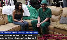 Aria Nicoles druhá návšteva Dr. Tampas kinky kliniky na gynekologické vyšetrenie a sexuálne stretnutie
