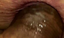 Pohotna punca uživa v intenzivnem analnem seksu in obraznem izlivu v domačem videu