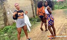 Afrykańskie dziewczyny oddają się domowemu trójkątowi lesbijskiemu po imprezie w dżungli