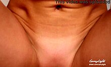 Video buatan sendiri dari permainan vagina basah saudara tiri saya dan orgasme besar