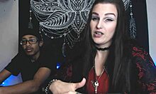 Old school camgirls vlog: Cuckolding og amatørporno med busty tatoverte elskerinne Alace Amory
