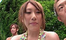 Japon kızlarla vahşi bir orgide yaz eğlencesi