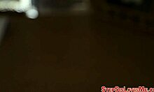 Wideo POV z latynoską przyrodnią siostrą uprawiającą seks na dużym kutasie