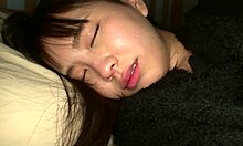 Chicas amateur japonesas se brutalizan en este video casero